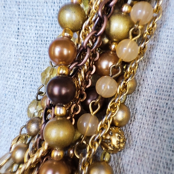 Heavy Mixed Media 12 Strand Gold Tone Faux Pearl Acrylic Necklace Unsigned EUC - Picture 10 of 13